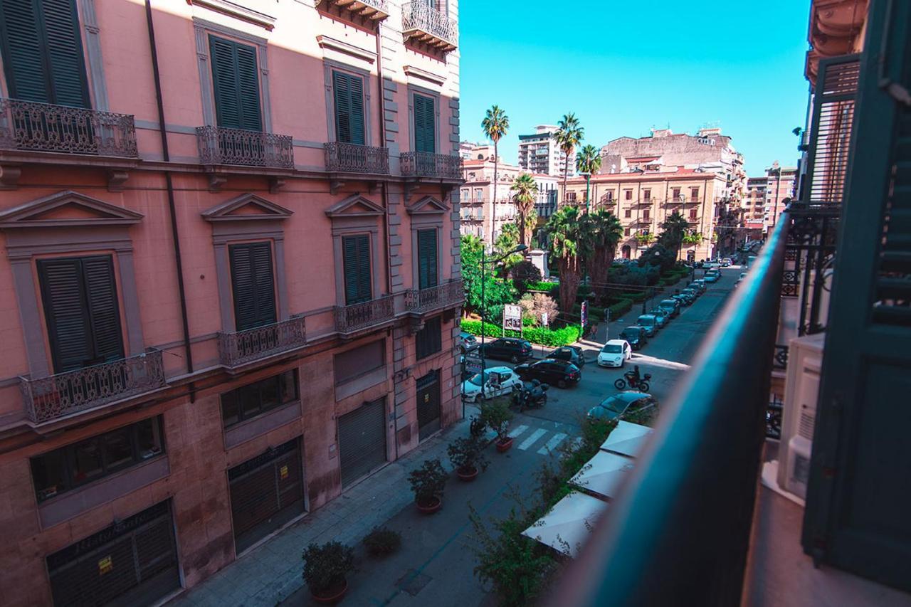 B&B L'Orlando Furioso Palermo Bagian luar foto
